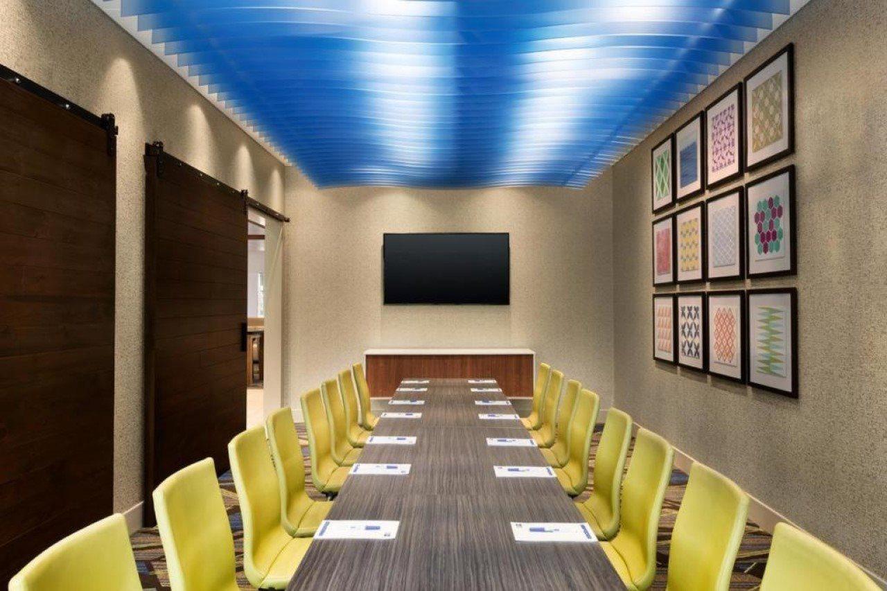 Holiday Inn Express & Suites - Burley By Ihg Екстериор снимка